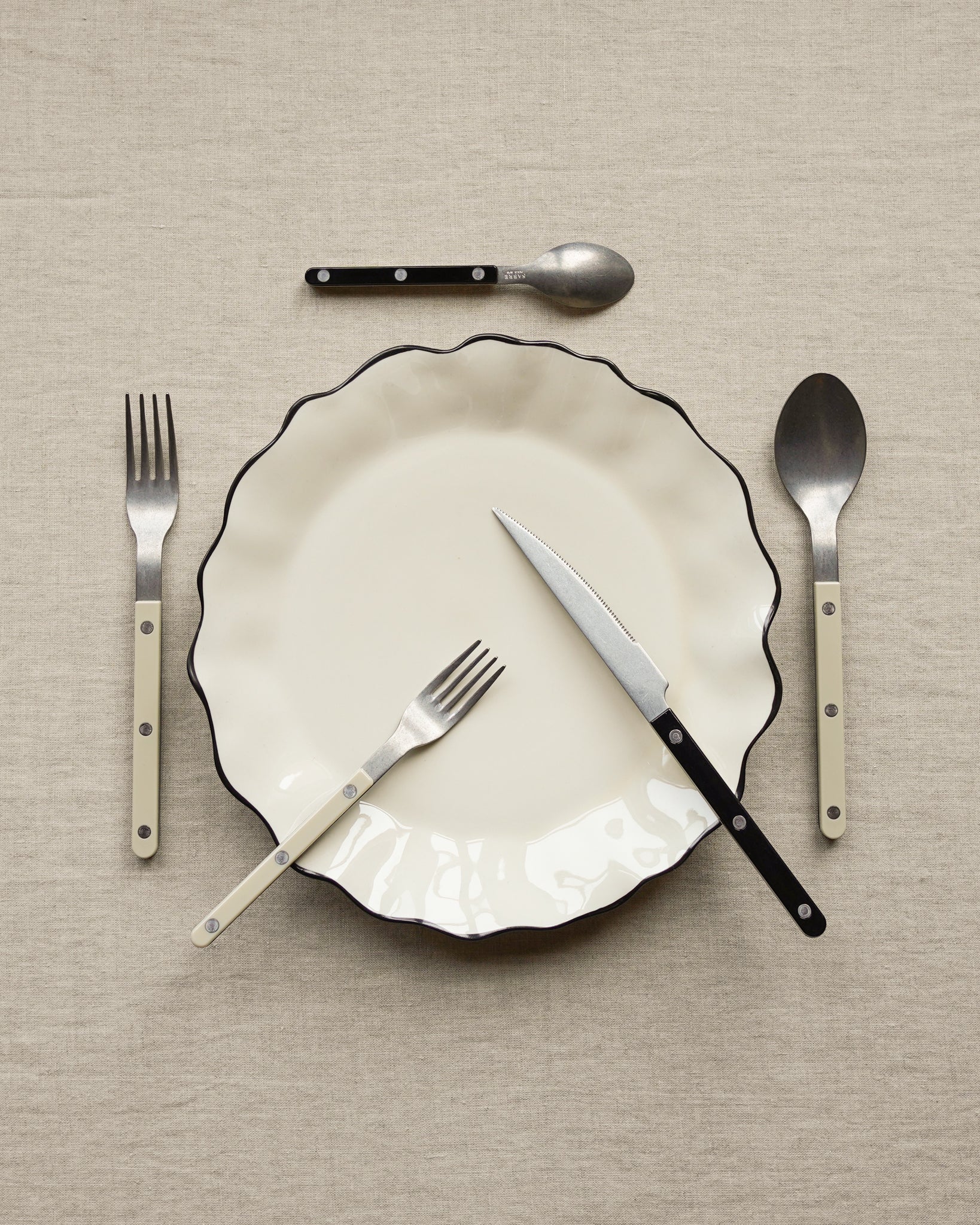 Bistro Khaki & Black Flatware Set