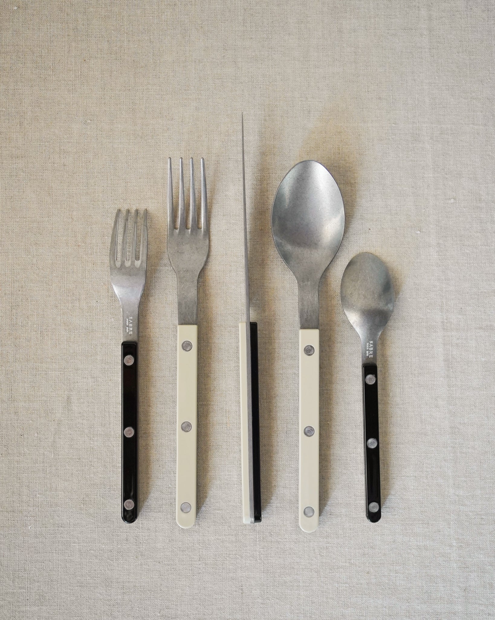 Bistro Khaki & Black Flatware Set - Image 4