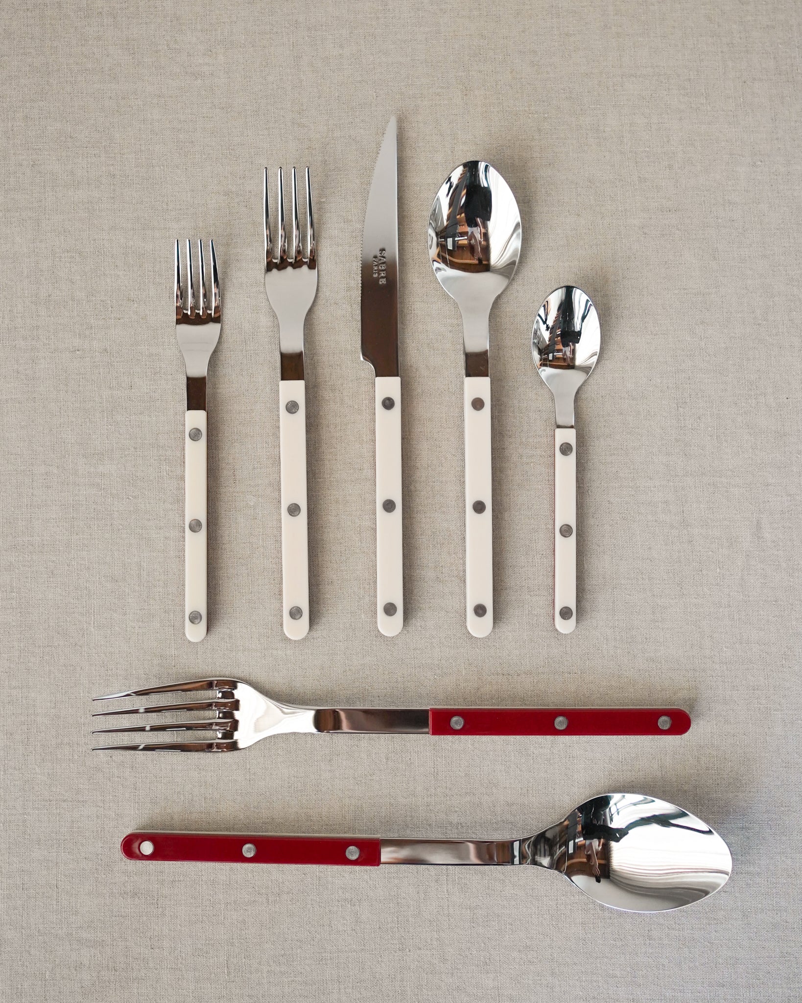 Bistro Cream & Red Serving Set - Image 3