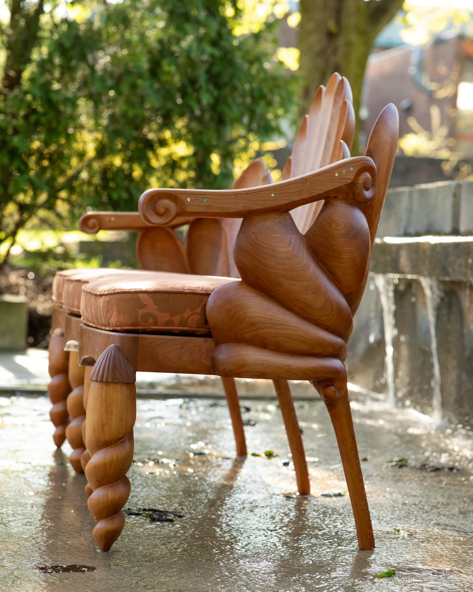 Conch Couch - Image 3