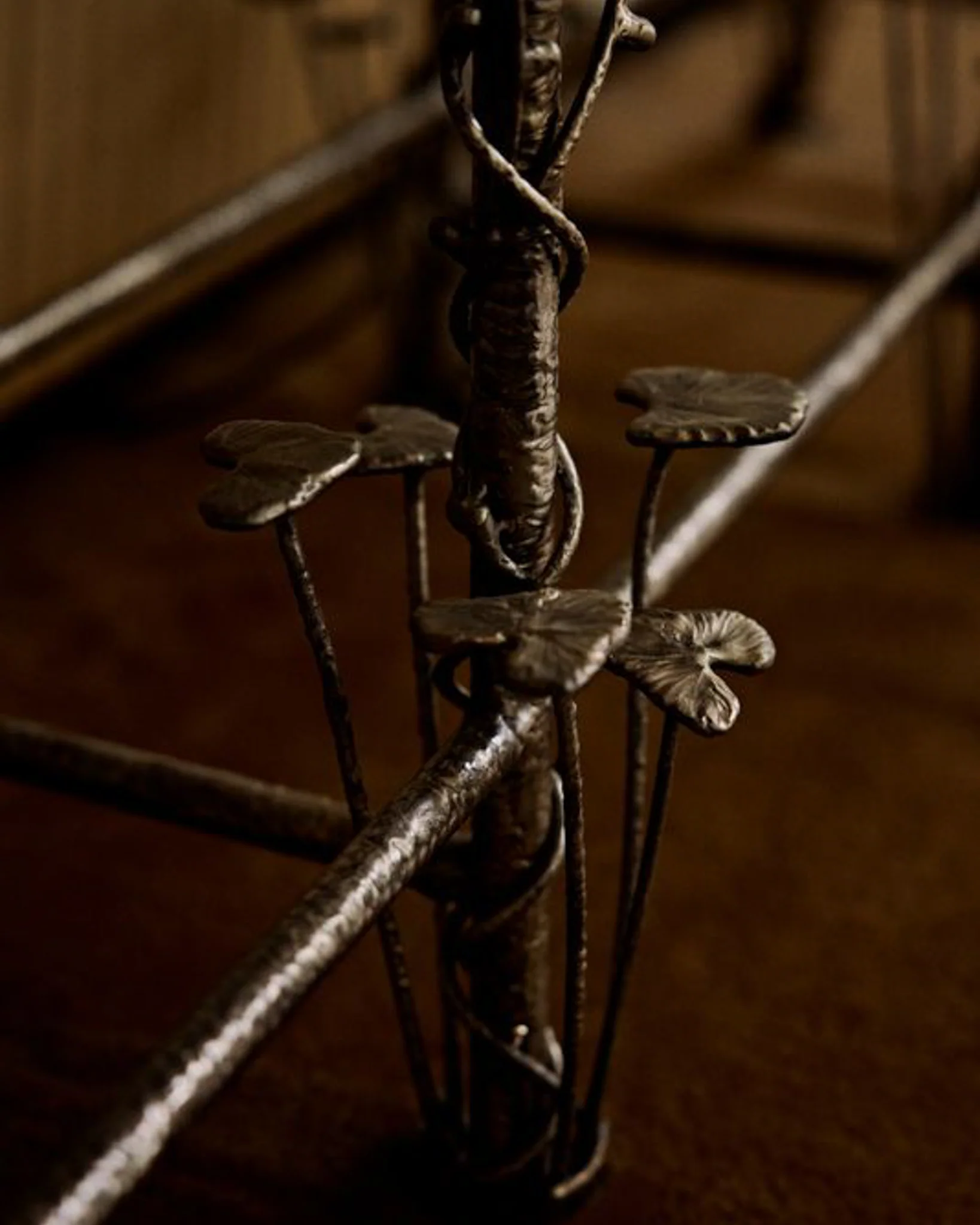 Sculptural Console Table - Image 4