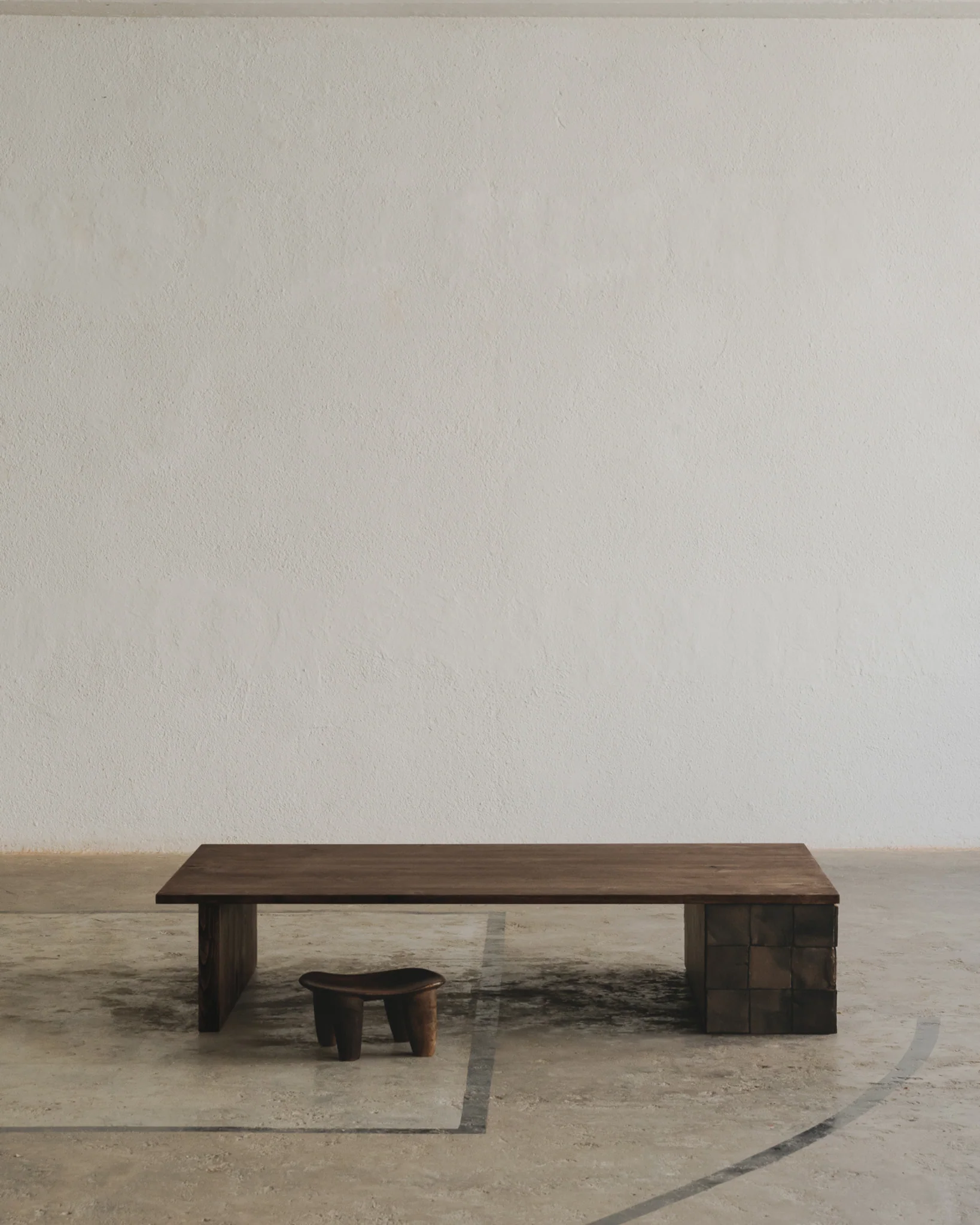 Cosmos Table - Image 2