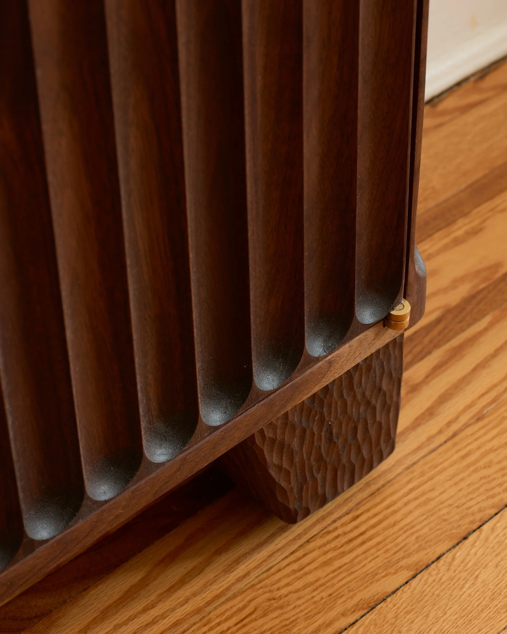Doric Cabinet - Image 3