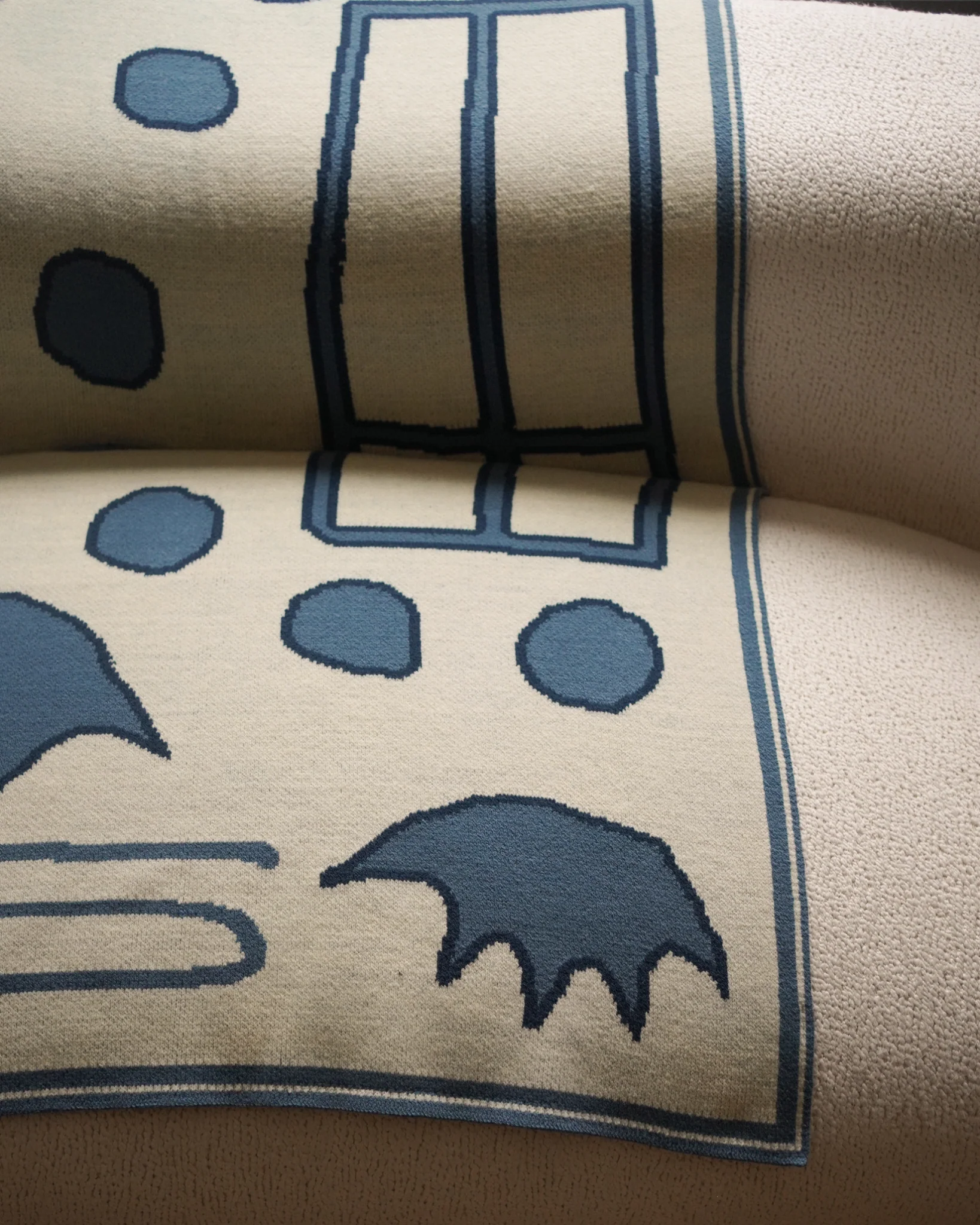 Rambouillet Throw in Blue - Image 6