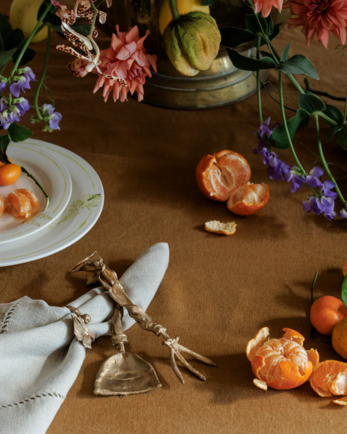 Paper Fan Napkin Ring Set - Image 4