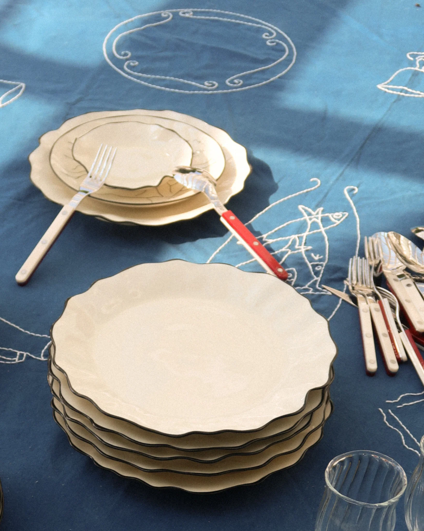 Ribbon Dinner Plate - Image 8