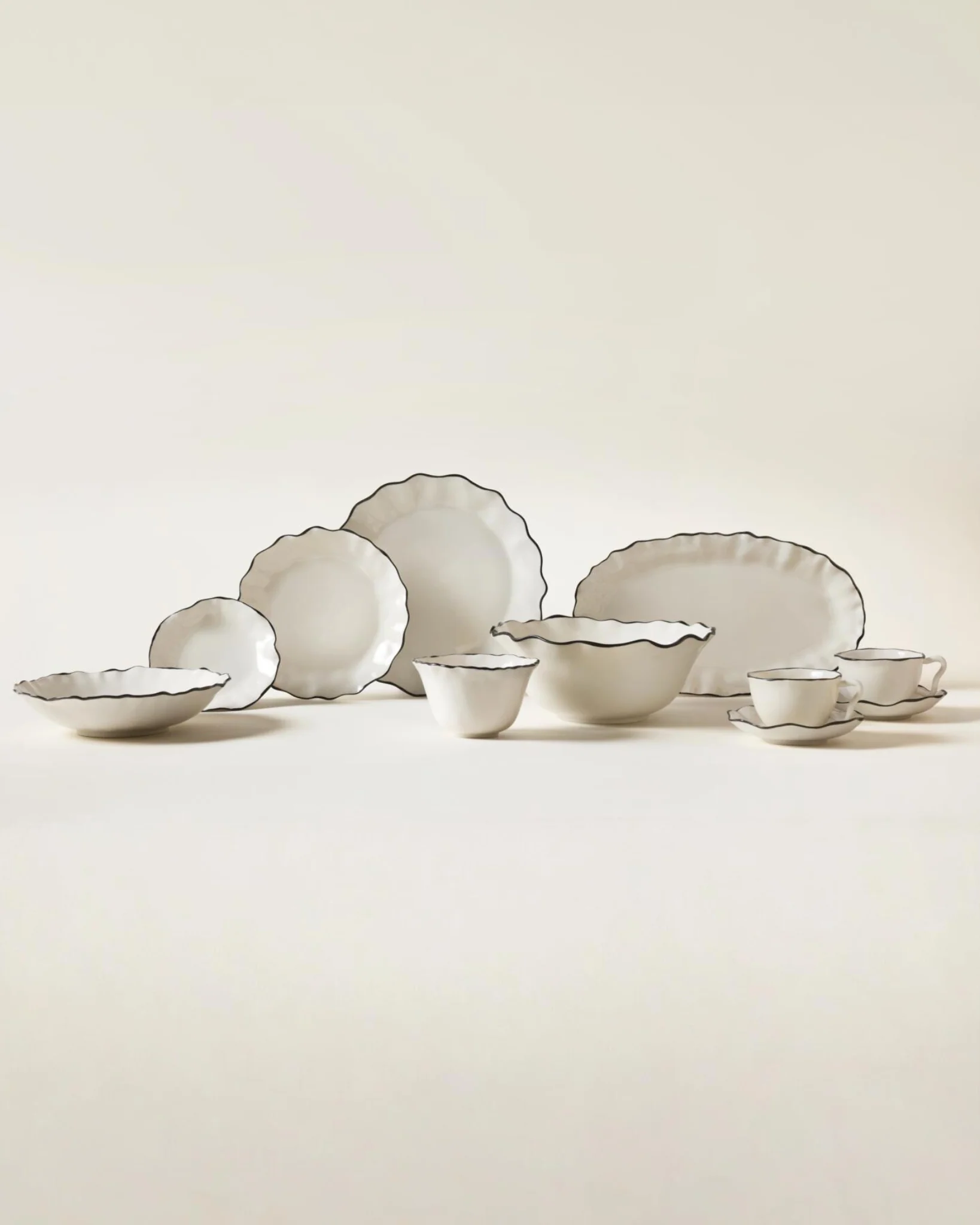 Ribbon Teacup and Saucer - Image 5