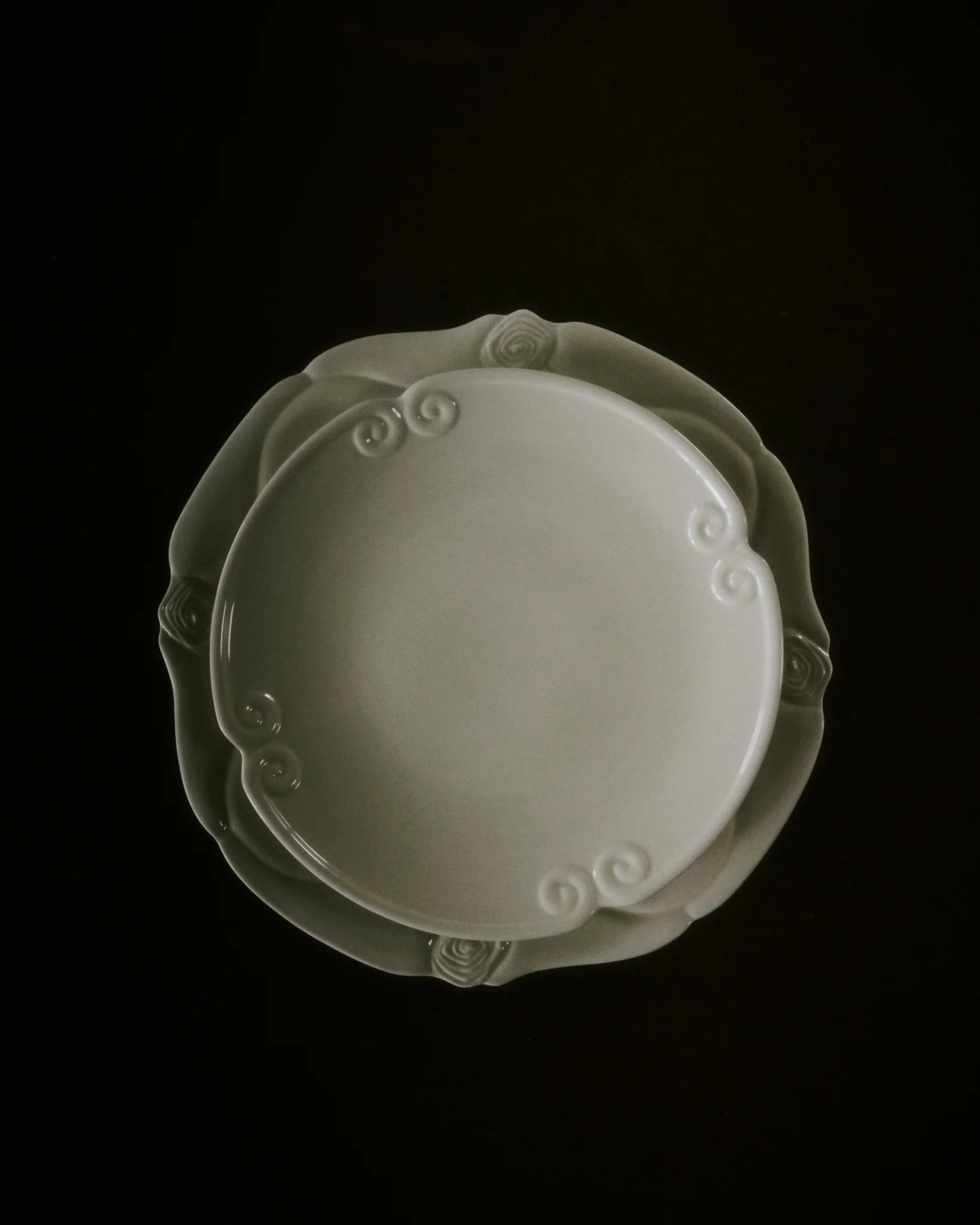 Spiral Dinner Plate - Image 3