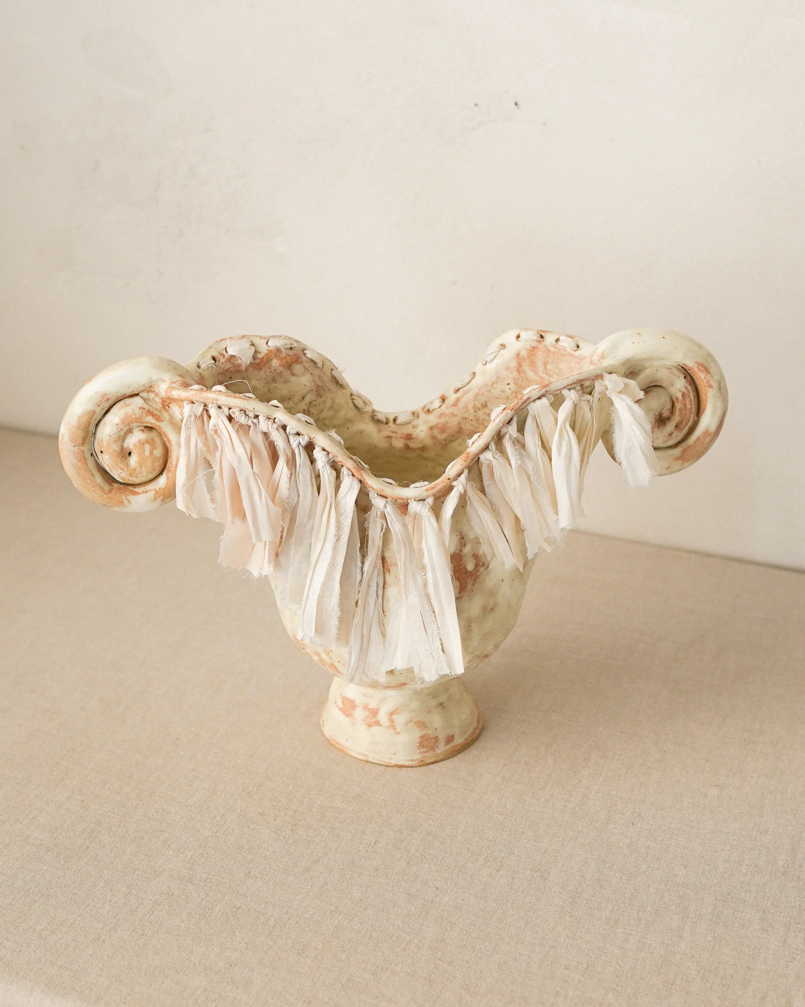 Suspiria in Silk Vase - Image 2