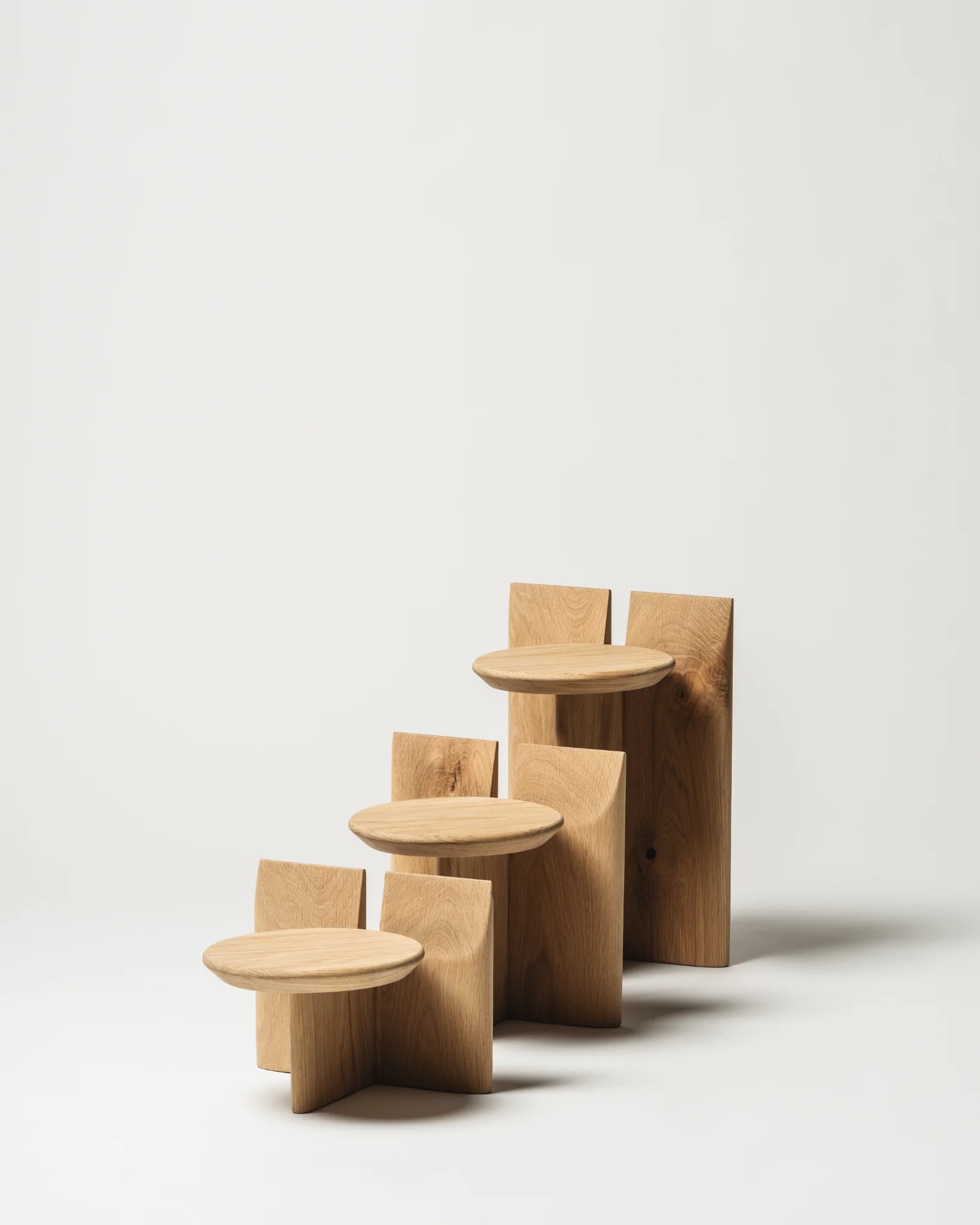 Tabi Stand Medium - Image 5