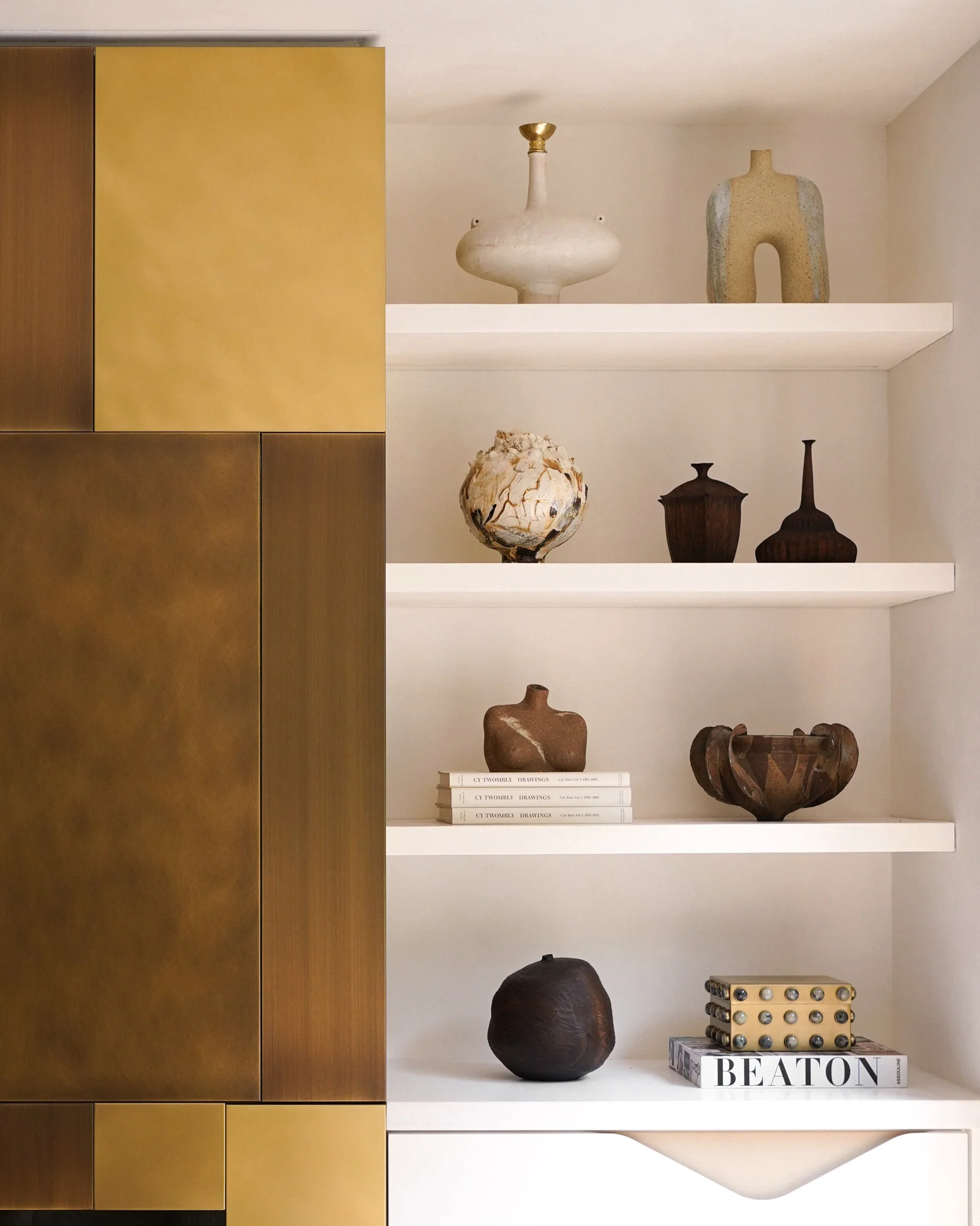 Textured Acorn Vessel - Image 3