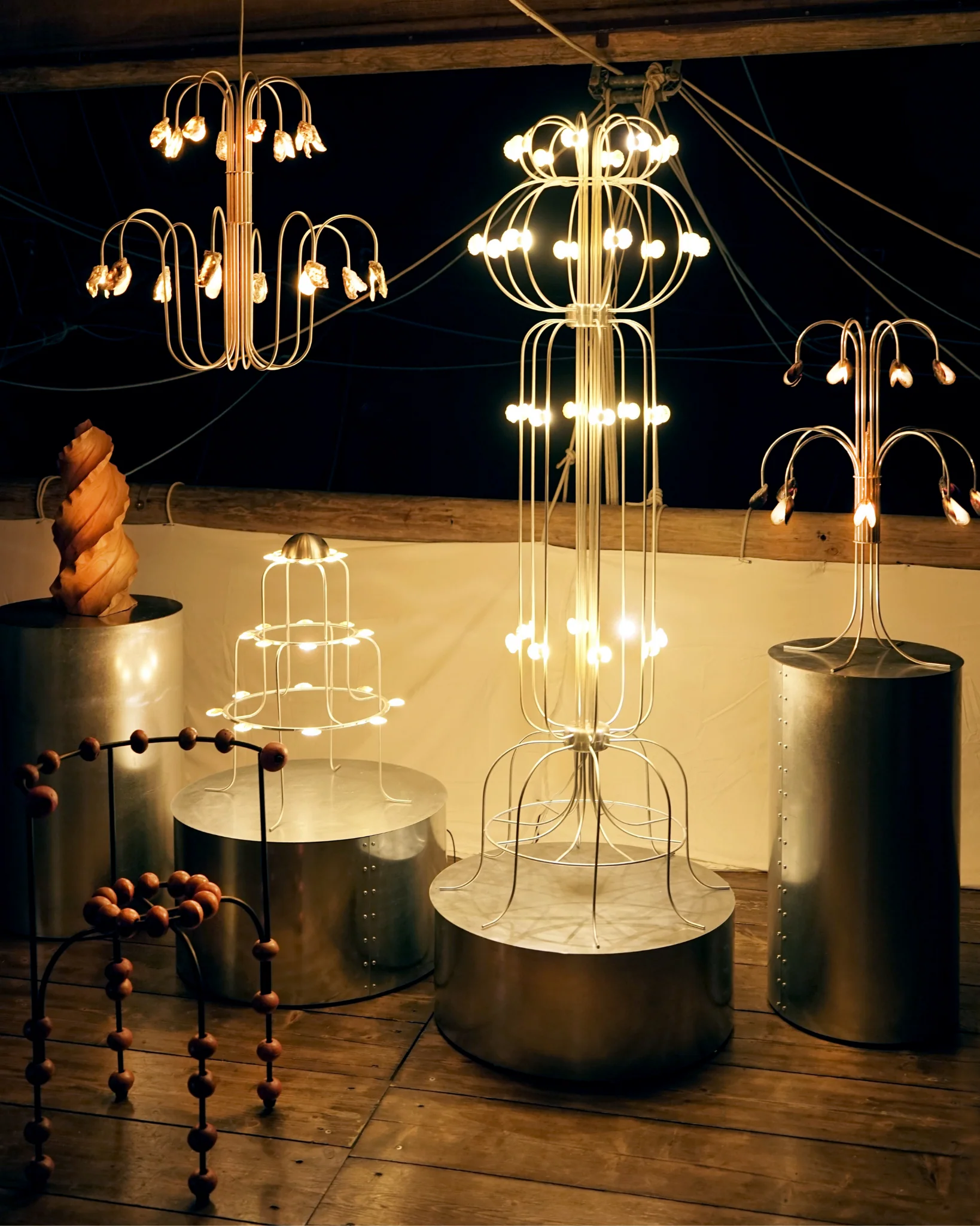 The Lamp With Shells - Image 5